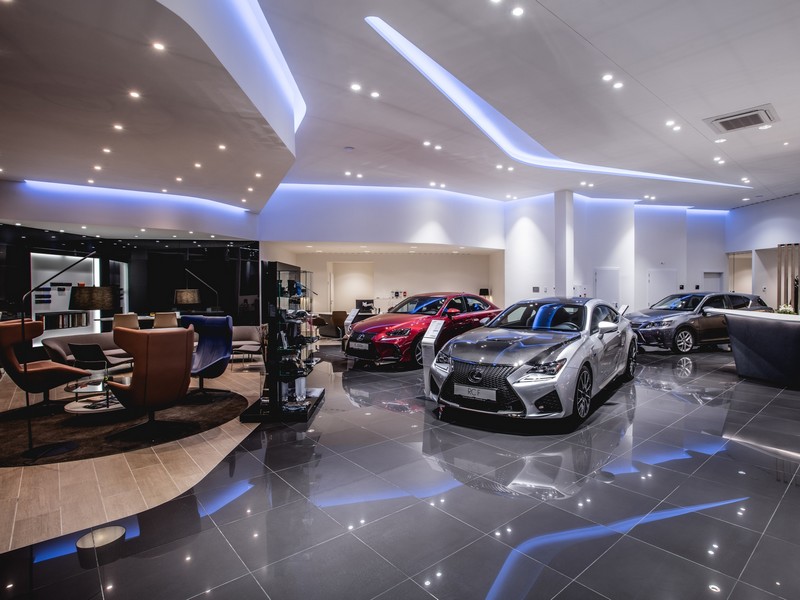Nejmodernější evropská prodejna vozů Lexus je v Praze